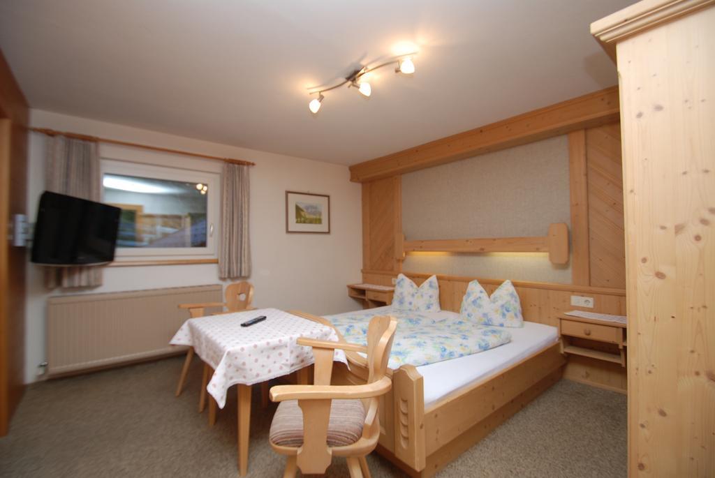 Ferienwohnung Pension Tirol Bichlbach Cameră foto